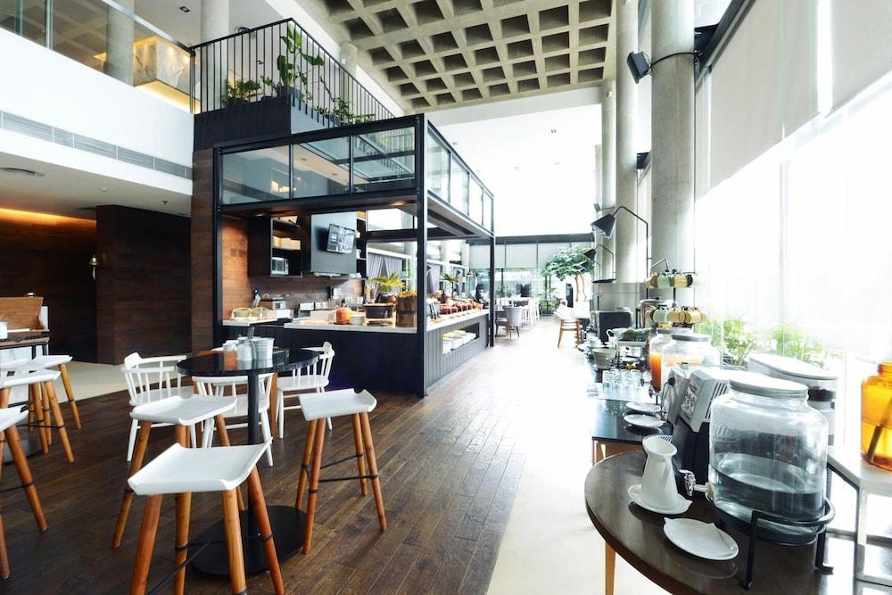 Morrissey Hotel Jakarta Ngoại thất bức ảnh